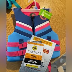 new life jacket size 33-55 lbs